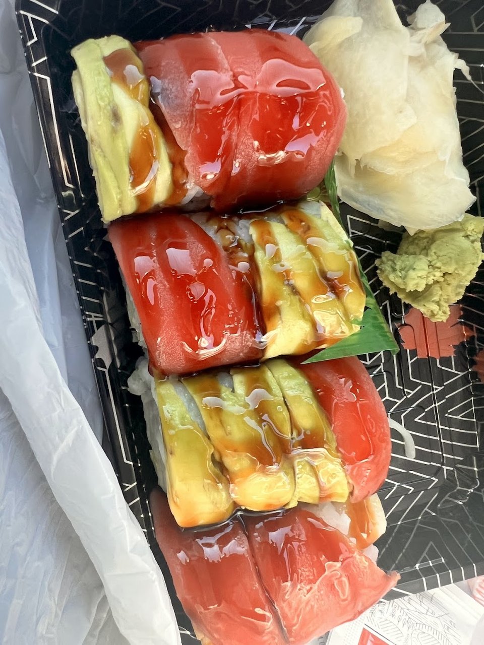 Tuna Avocado Sushi Roll